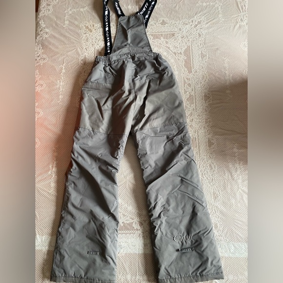 Girls Gusti Snowsuit - Size 12 - Pink and Grey- For -40 degree weather - Picture 4 of 6